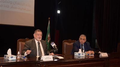 الخرباوي يطالب بتدريس كتب رئيس جامعة القاهرة لجميع الطلاب في كل التخصصات 