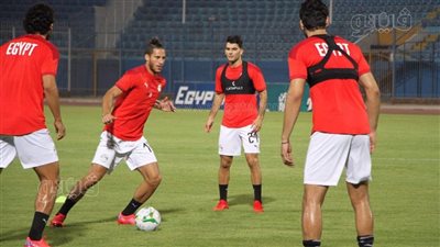 قناة مفتوحة تنقل مباراة منتخب مصر وأنجولا 