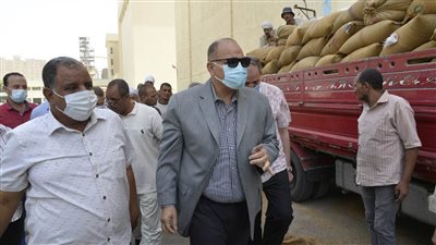 تشكيل لجنة لفحص العمل بمطاحن مصر الوسطى بأسيوط
