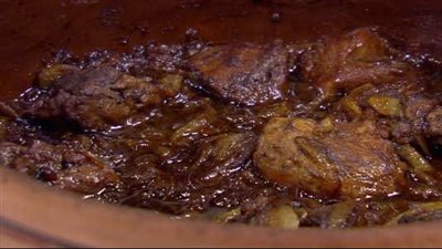 جوسى وبصوص مميز.. طريقة عمل اللحمة بالبصل