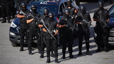 تفسير رؤية الشرطة في المنام وعلاقته بالتغلب على الصعوبات 