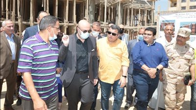 محافظ بني سويف يتفقد مشروعات حياة كريمة بـ