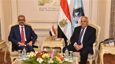 وفد المنظمة العربية للتربية والثقافة والعلوم يشيد بالقدرات التصنيعية لـ «العربية للتصنيع»