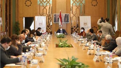 العليا لحقوق الإنسان تستعرض جهود تنفيذ قاعدة البيانات الوطنية 