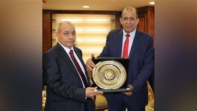 رئيس نادي قضاة مصر يهنئ رئيس النيابة الإدارية الجديد