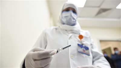 هل توجد موانع للحصول على لقاح فيروس كورونا؟.. الصحة تجيب