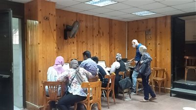 لليوم الثاني.. إقبال طلاب المرحلة الثانية على مكتب تنسيق جامعة لمنصورة | فيديو وصور 