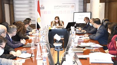 وزيرة التخطيط تبحث مع نائب رئيس هواوي العالمية تحديث رؤية 2030