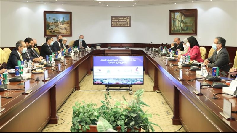 وزيرا الاتصالات والسياحة