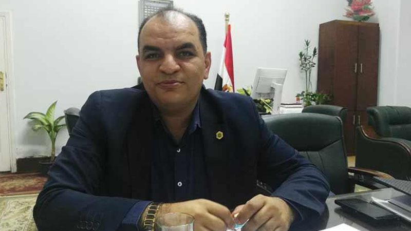  الدكتور أحمد العطار