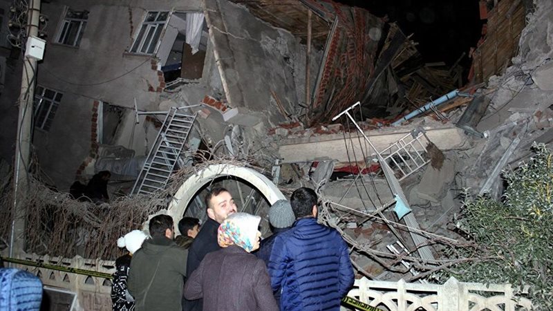 انهبار عقار مصر القديمة