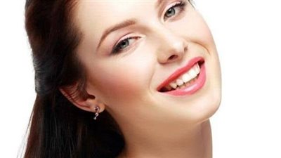 قناع القرفة يقضي على البقع الداكنة وآثار الحبوب ويفتح البشرة