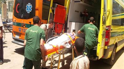 مصرع وإصابة 3 أشخاص بحادث تصادم دراجتين بخاريتين بقنا 