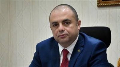 رئيس تاون جاس يكرم الكوادر الفنية المتميزة بالشركة 