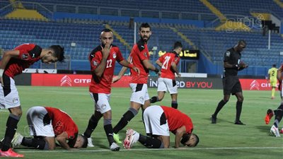 أفشة يتقدم بالهدف الأول للمنتخب في شباك أنجولا