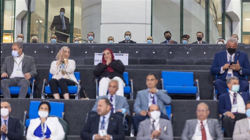 رئيس الوزراء بافتتاح