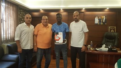 المقاولون يتعاقد مع مامادو نياس جناح نادي الإنتاج الحربي لمدة 3 مواسم