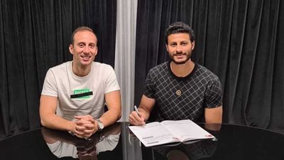 بعد فشل انتقاله للدوري السعودي.. الأهلي يعدل عقد الشناوي