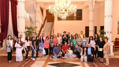 البابا تواضروس يستقبل مجموعة من أبناء الكنيسة في المهجر