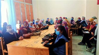  ندوة توعوية للشباب والفتيات عن الزيادة السكانية وتمكين المرأة بأسيوط 