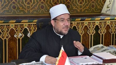وزير الأوقاف: 