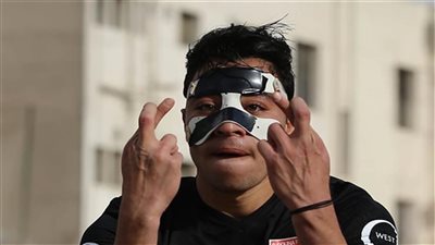 قناع طبي خاص لـ