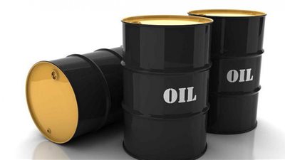 في يوم العاملين بالنفط.. تعرف على الاستخدامات الأكثر غرابة له