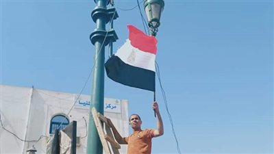 تزيين الميادين والشوارع الرئيسية بالمنيا بإعلام مصر | صور