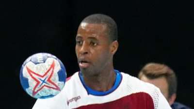 الأهلي يرسل عرضًا لاستعارة نجم الدحيل القطري قبل مواجهة الزمالك في سوبر اليد 