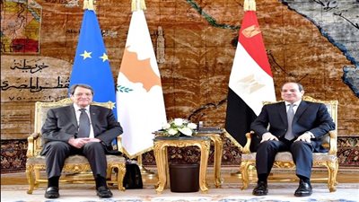  شاهد| تفاصيل يوم رئاسي 