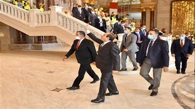 السيسي يتفقد سير الأعمال والموقف الإنشائي لدار الأوبرا بمدينة الثقافة والفنون بالعاصمة الجديدة | صور