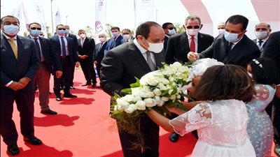  تعرف على رسالة السيسي في اليوم العالمي للعمل الخيري