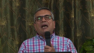 أستاذ جامعي: المثقفون تركوا التطرف الديني يتغلغل في أحشاء المجتمع