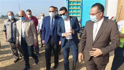 أبواب الخير تهدي الشرقية 36 ألف كرتونة مواد غذائية وماكينات غسيل كلوي