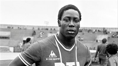 وفاة جان بيير أدامز نجم منتخب فرنسا بعد غيبوبة 39 عامًا