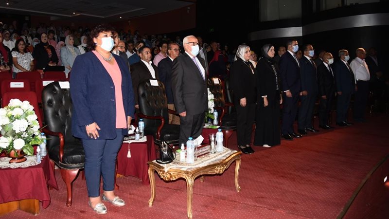 محافظ بورسعيد ووزيرة