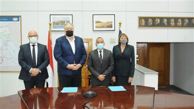 الأعلى للآثار يوقع عقد إقامة المعرض المؤقت 