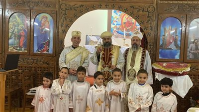 الأنبا كاراس يرسم 7 شمامسة جدد في كنيسة بنسلفانيا