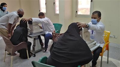 صحة المنيا تستكمل فعاليات القافلة الطبية بقرية الناصرية
