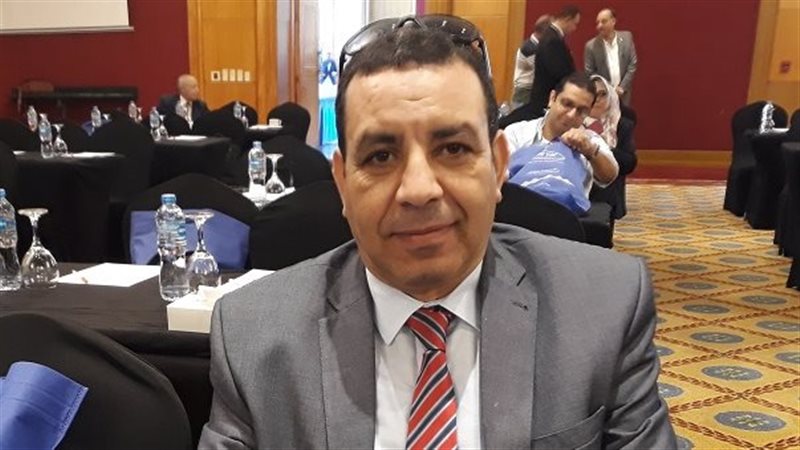 الدكتور عبد الحكيم