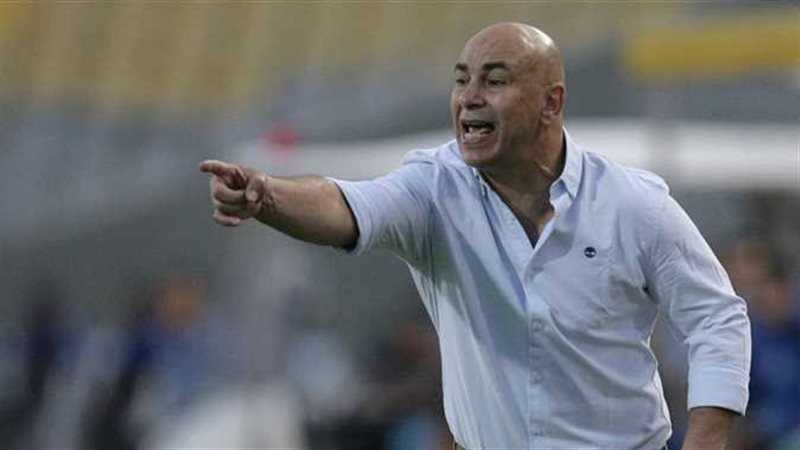 حسام حسن 