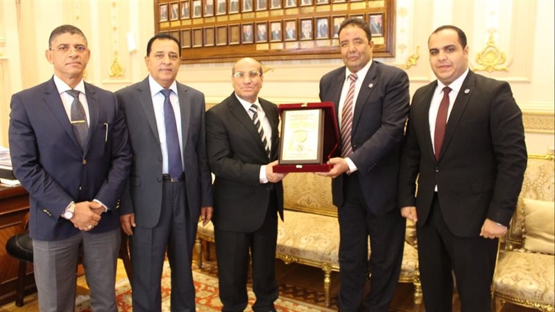 رئيس محكمة النقض
