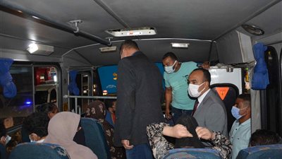 إغلاق مقهى وتحرير 16 محضر إشغال بالمنيا