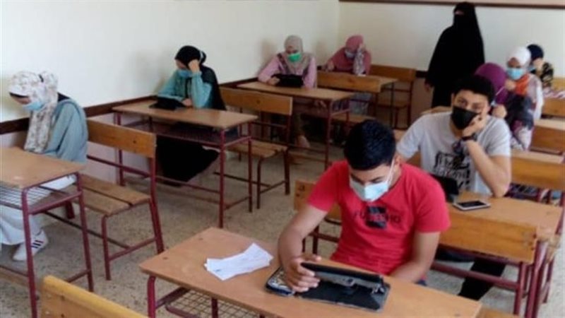 طلاب الثانوية العامة