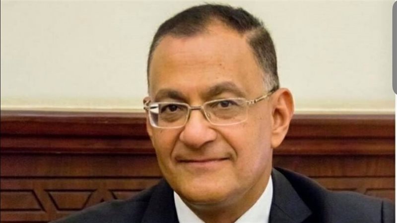 د. أحمد دياب استشاري