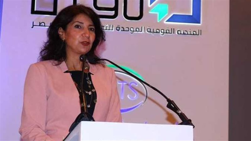 الدكتورة منى ناصر