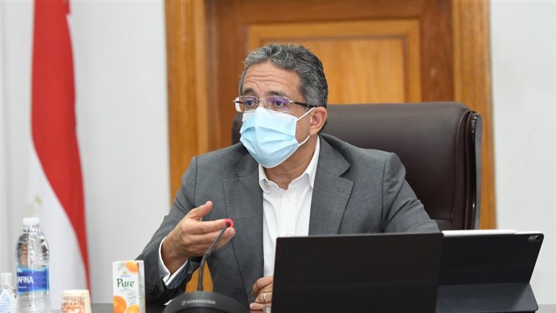 الدكتور خالد العناني