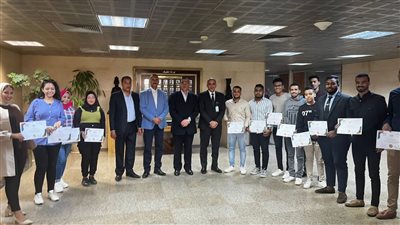 مطار الأقصر يختتم موسم التدريب الصيفي لطلاب الجامعات والمعاهد