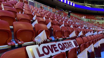 سبب وجود أماكن فارغة بمدرجات مباريات كأس العالم رغم نفاد التذاكر