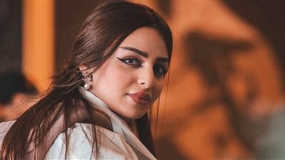 زوجة سالم الدوسري تضعه على تريند 